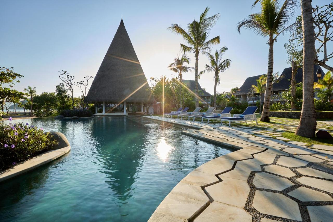 Sudamala Resort, Komodo, Labuan Bajo Ngoại thất bức ảnh The resort's main pool