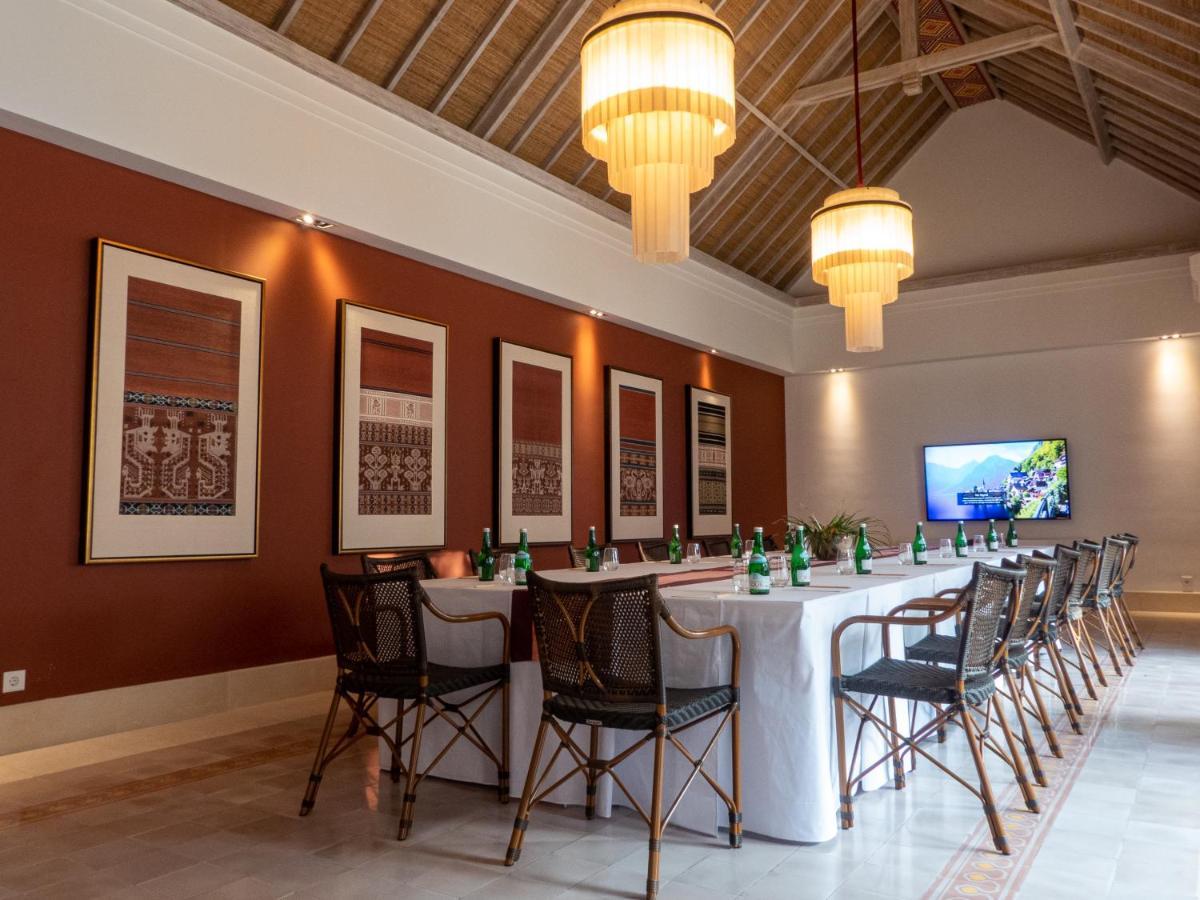 Sudamala Resort, Komodo, Labuan Bajo Ngoại thất bức ảnh Meeting room at the hotel