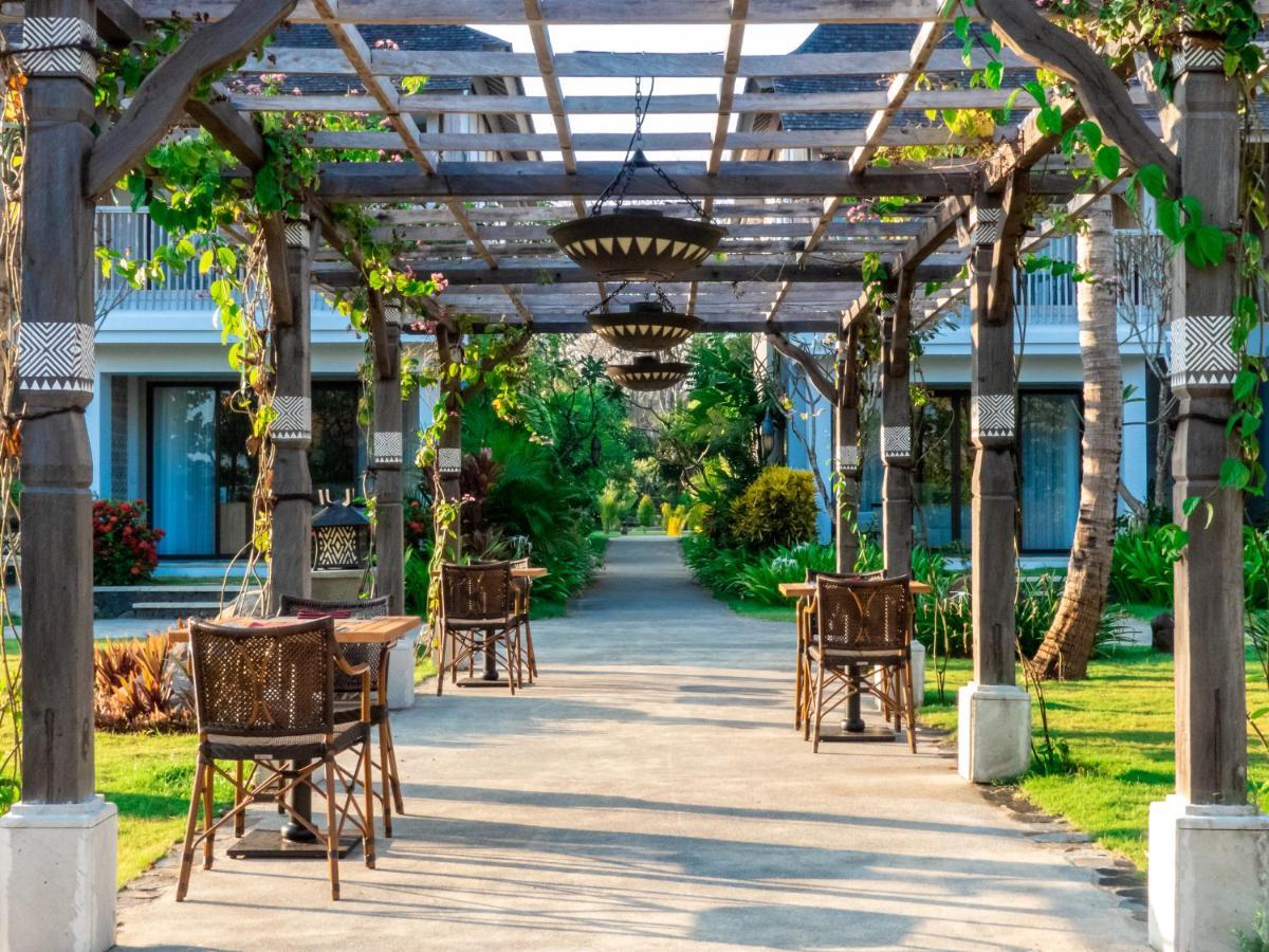 Sudamala Resort, Komodo, Labuan Bajo Ngoại thất bức ảnh The Pergola at the Hotel